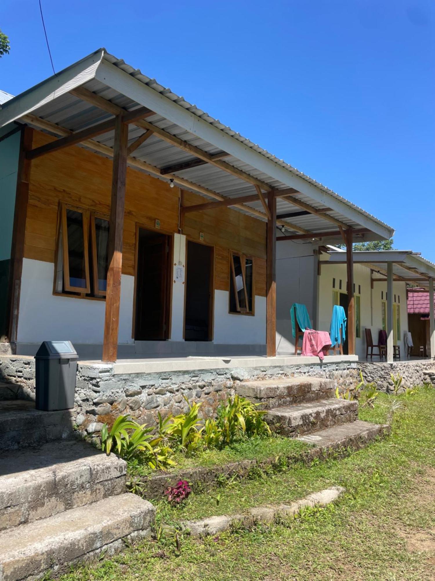 Senaru Garden Homestay Екстер'єр фото