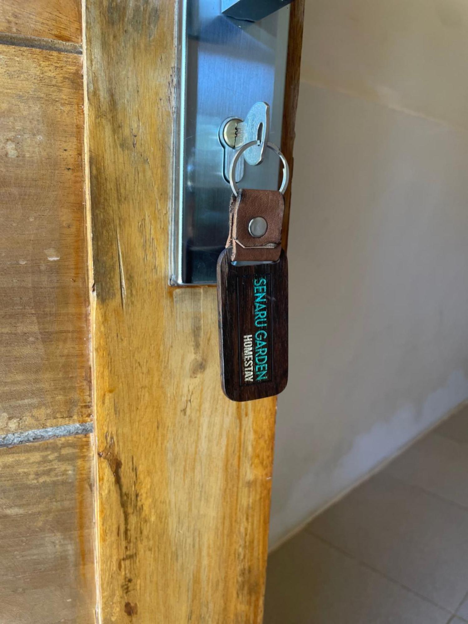 Senaru Garden Homestay Екстер'єр фото